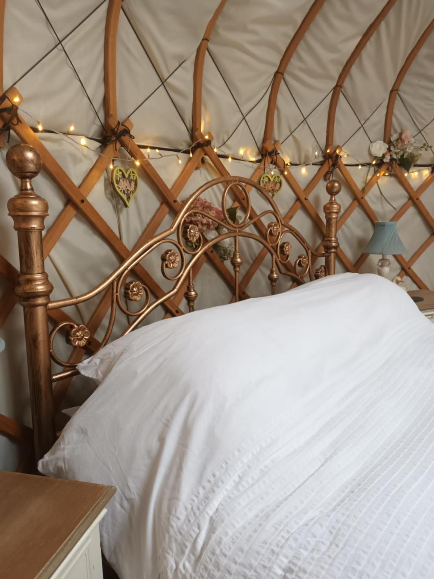 Gingerbread Cottage Yurts 东德勒翰 外观 照片
