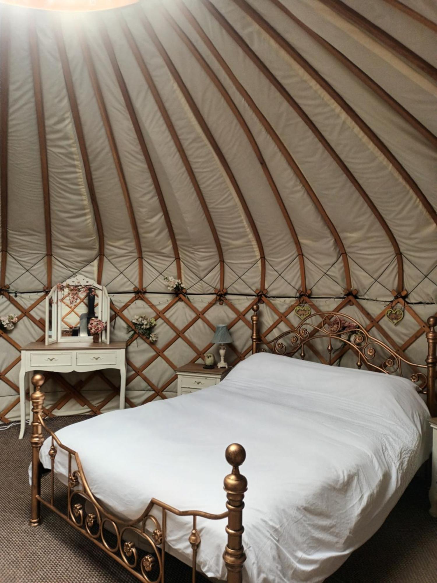 Gingerbread Cottage Yurts 东德勒翰 外观 照片