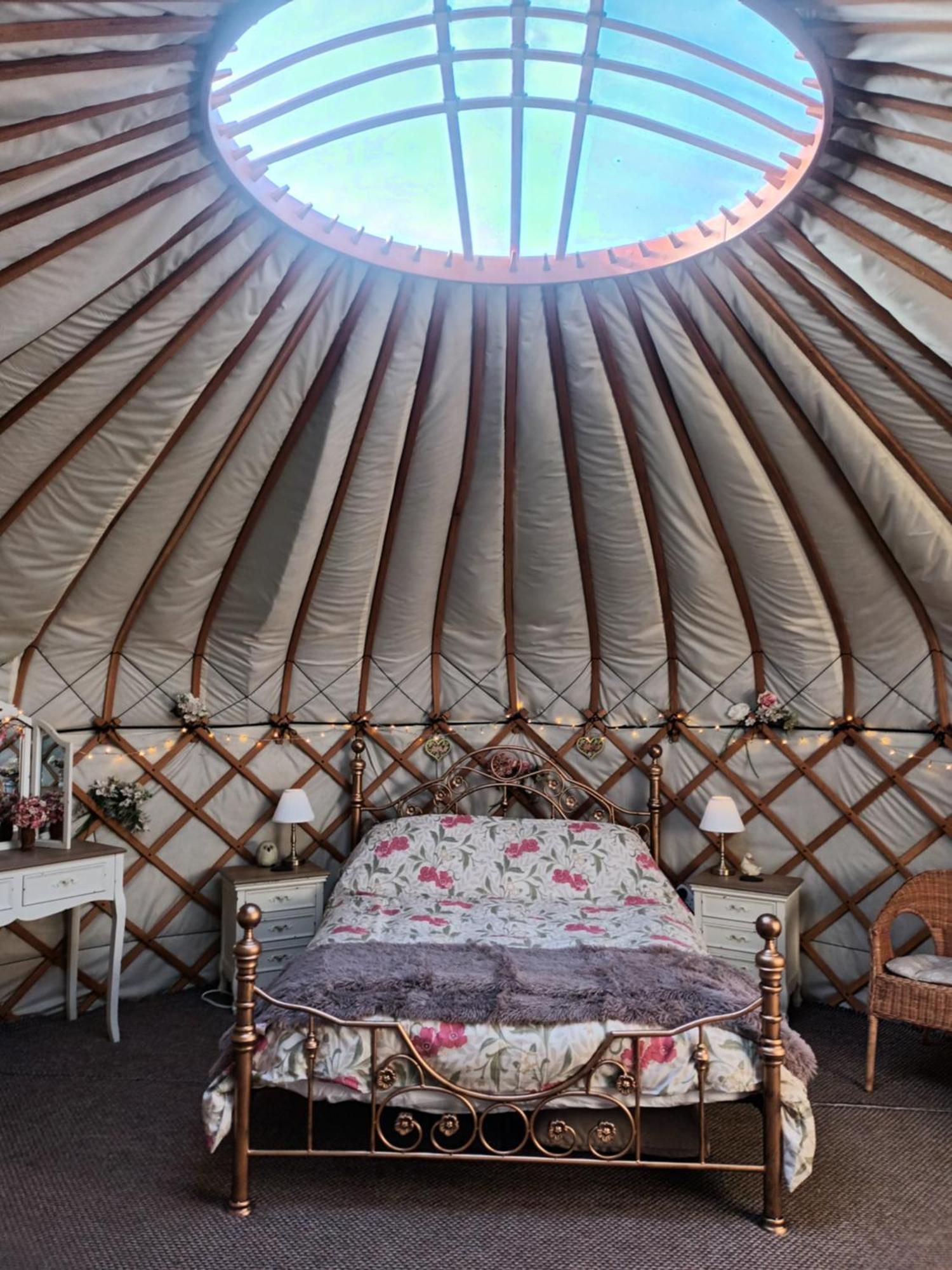 Gingerbread Cottage Yurts 东德勒翰 外观 照片